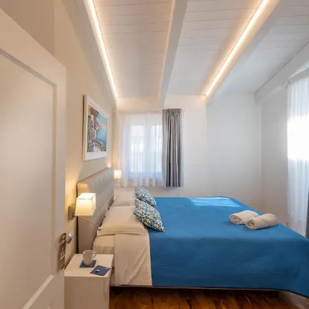 Coral White Гостьовий будинок 3*