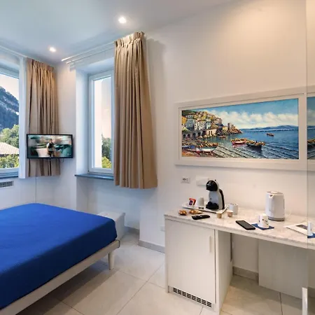 Coral White 3*
