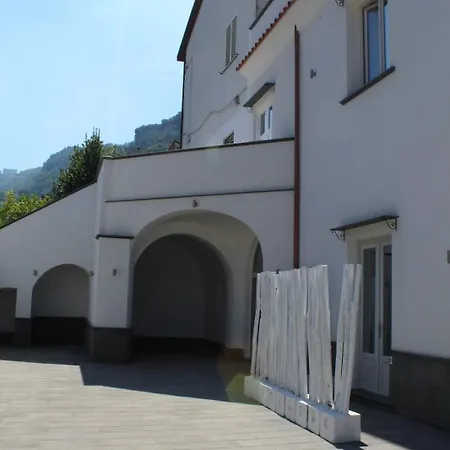 Coral White 3* 소렌토